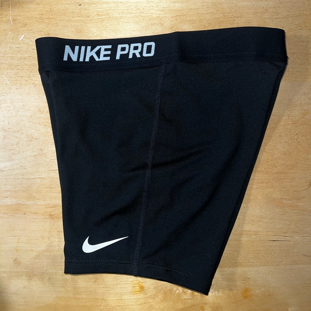 Children’s Black Nike Tempo 3” shorts